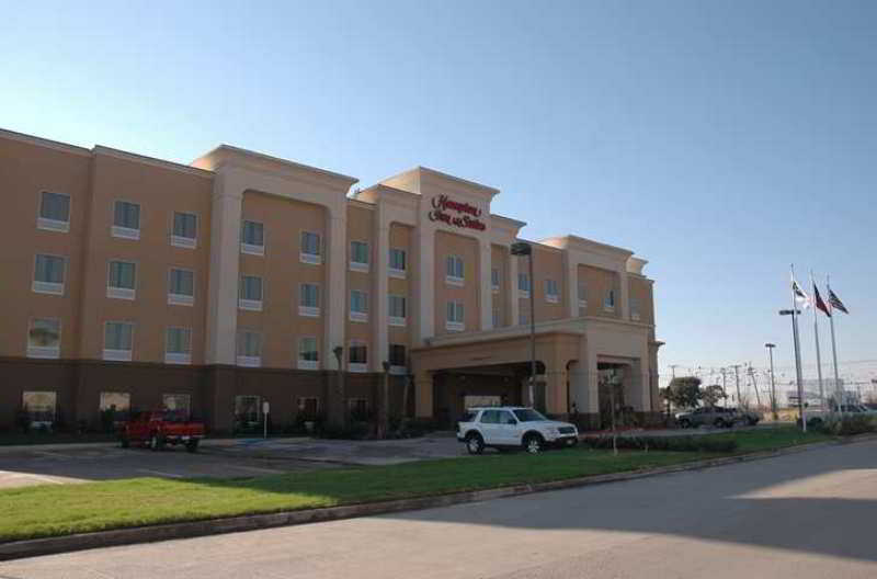 Hampton Inn & Suites Waco-South Exterior photo