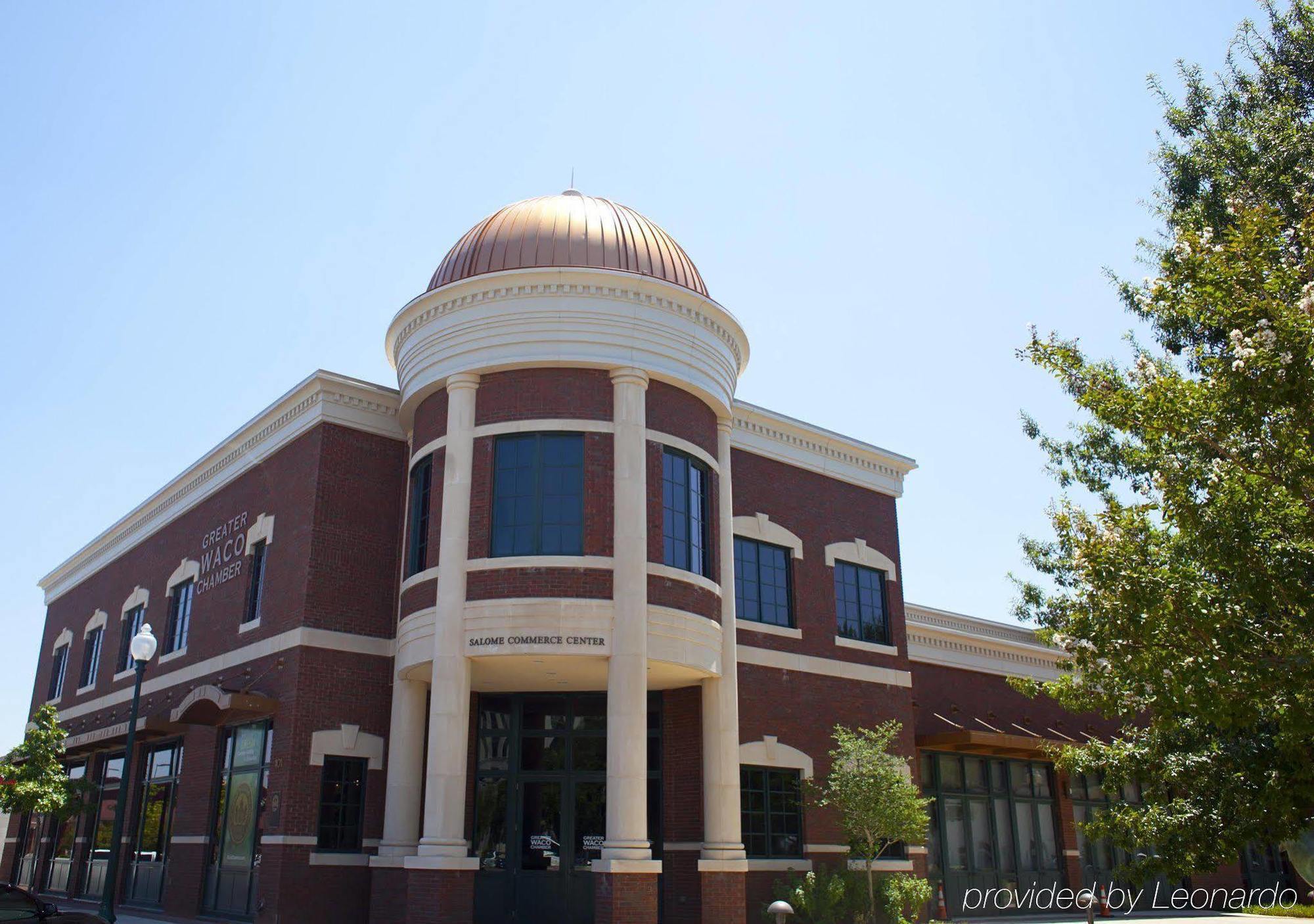 Hampton Inn & Suites Waco-South Exterior photo